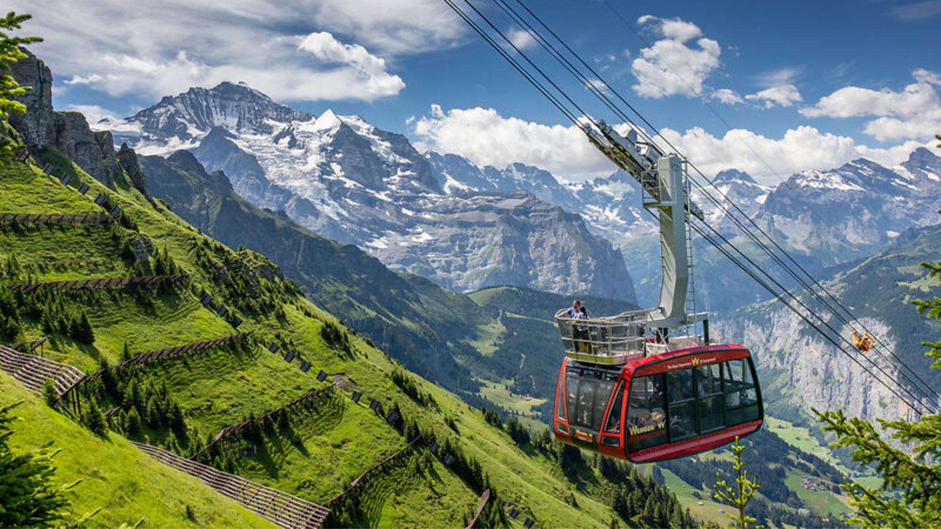 Cable car in the Swiss mountains