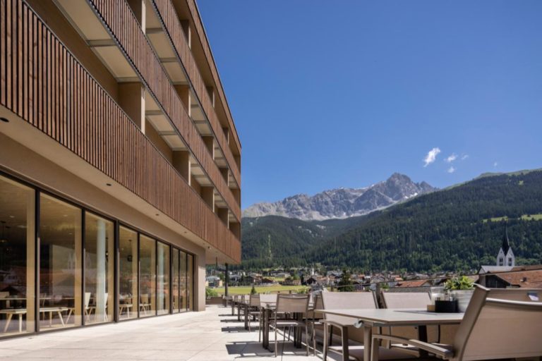 Hotel AVES Homebase Savognin